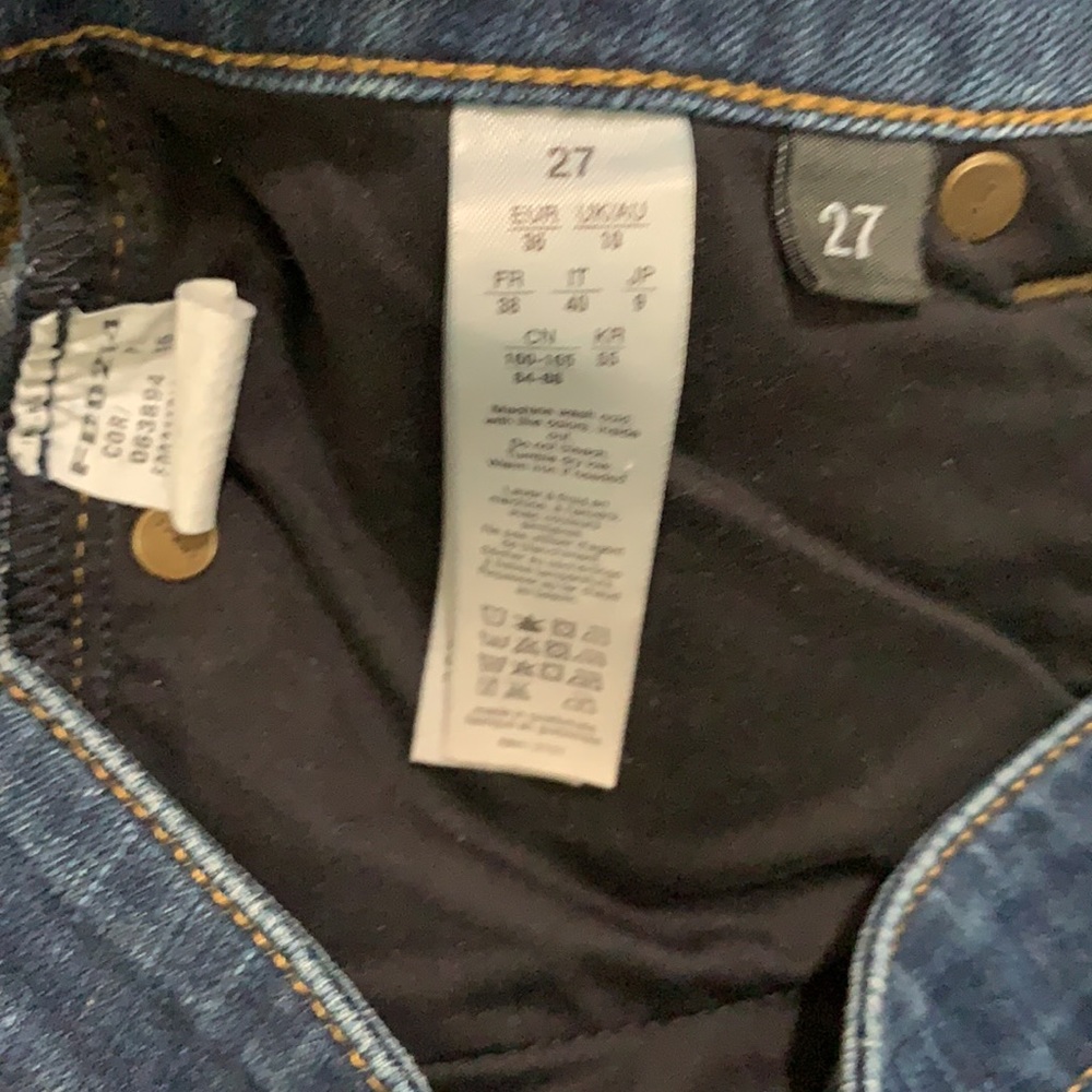 SPANX Skinny Jeans - Picture 7 of 9